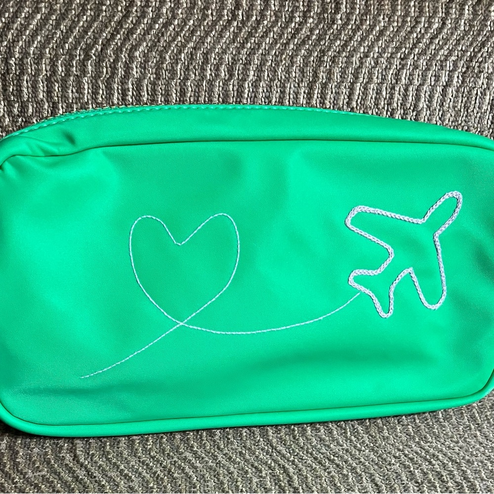 Avocado Small Embroidered BNWT (inside)